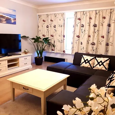 Golden Apartment